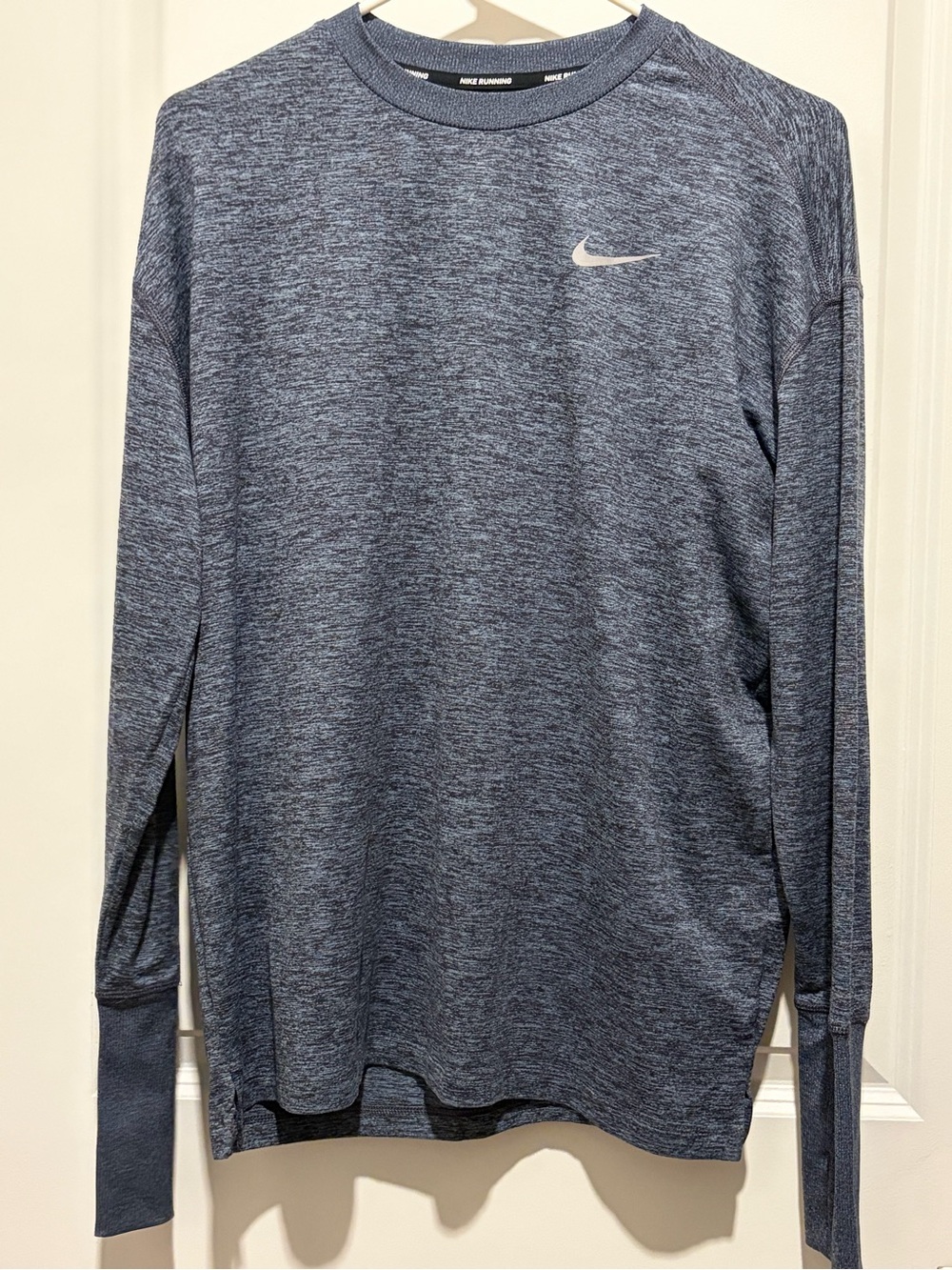 Nike Women’s Long-Sleeve Dri-FIT Heathered Navy Performance Shirt